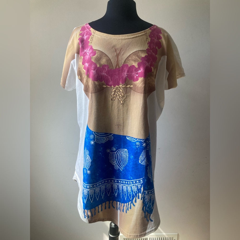 Fun2wear Fantasies Lingerie Short Sleeve Cover Up T-Shirt One Size Beach